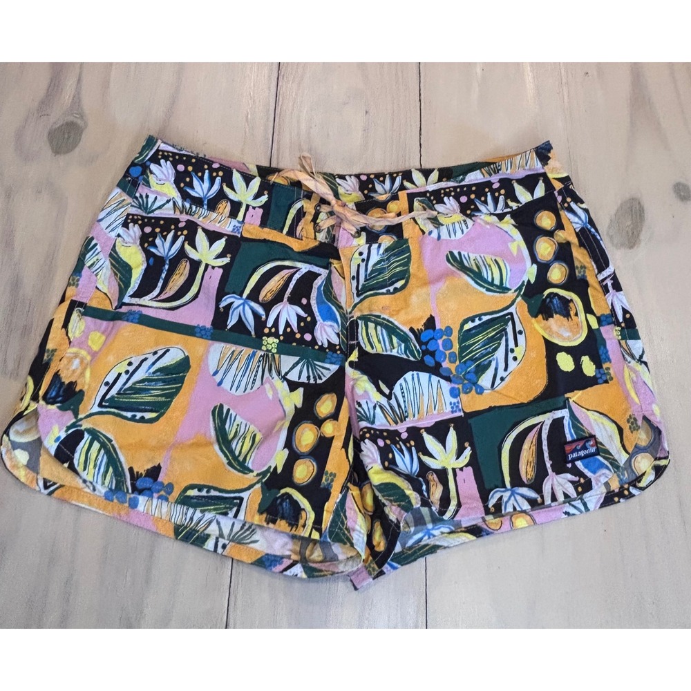 Patagonia Wavefarer Boardshorts Women's 8 Multi Color Floral NetPlus Nylon Swim